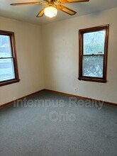 802 Palmer Ave in Youngstown, OH - Building Photo - Building Photo