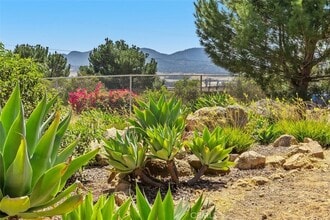1716 Cedar St in Ramona, CA - Building Photo - Building Photo