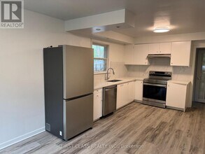 37 Nipigon Ave in Toronto, ON - Building Photo - Building Photo