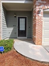 2918 Ashlyn Pointe Dr in Doraville, GA - Foto de edificio - Building Photo