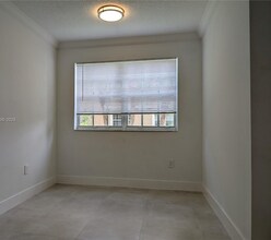 140 SW 117th Ave in Pembroke Pines, FL - Building Photo - Building Photo