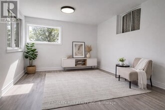 5363 Davis Dr in Whitchurch-Stouffville, ON - Building Photo - Building Photo