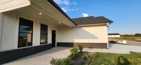 12925 E Equestrian St in Wichita, KS - Foto de edificio - Building Photo