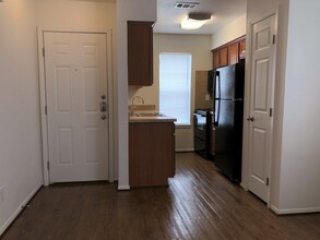 3709 Elliott St in Bryan, TX - Building Photo - Building Photo