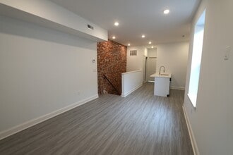 2017 S 17th St in Philadelphia, PA - Building Photo - Building Photo