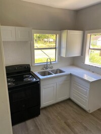 1233 San Antonio Ave photo'