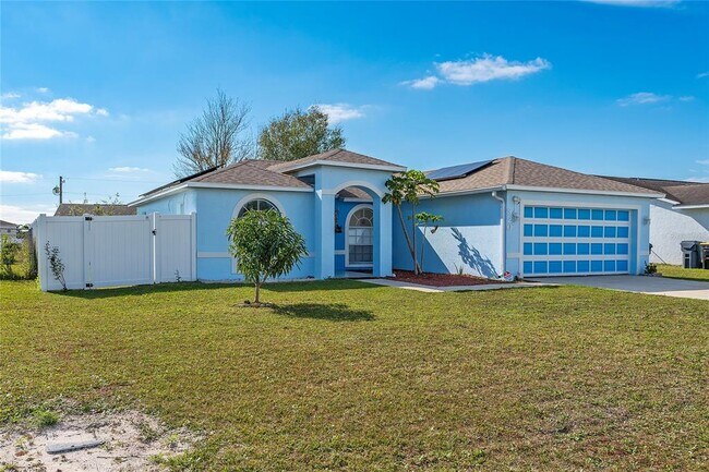 320 Clearwater Ln in Kissimmee, FL - Building Photo - Building Photo