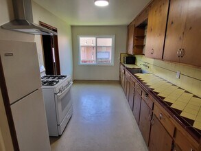 7351 Hotchkiss Ave in El Cerrito, CA - Building Photo - Building Photo