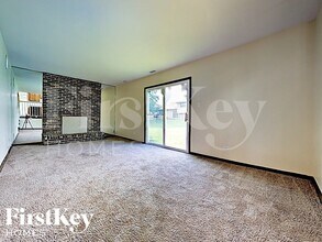 6048 White Birch Ln in Matteson, IL - Building Photo - Building Photo