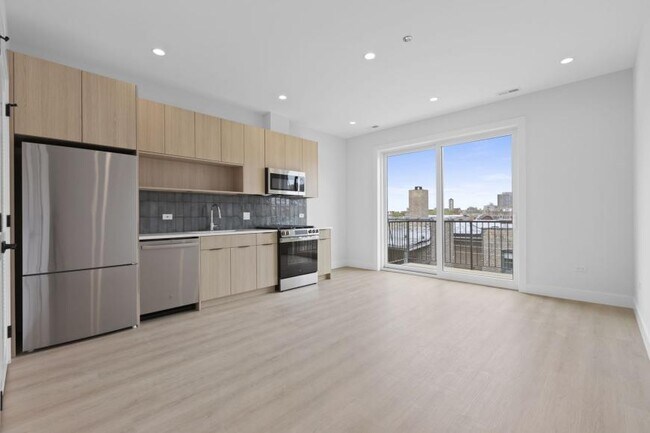 904 W Dakin St in Chicago, IL - Building Photo - Building Photo