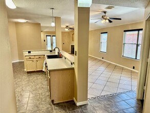 19334 Wading River Dr in Tomball, TX - Building Photo - Building Photo