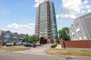 property at 3320 Spinnaker Ln