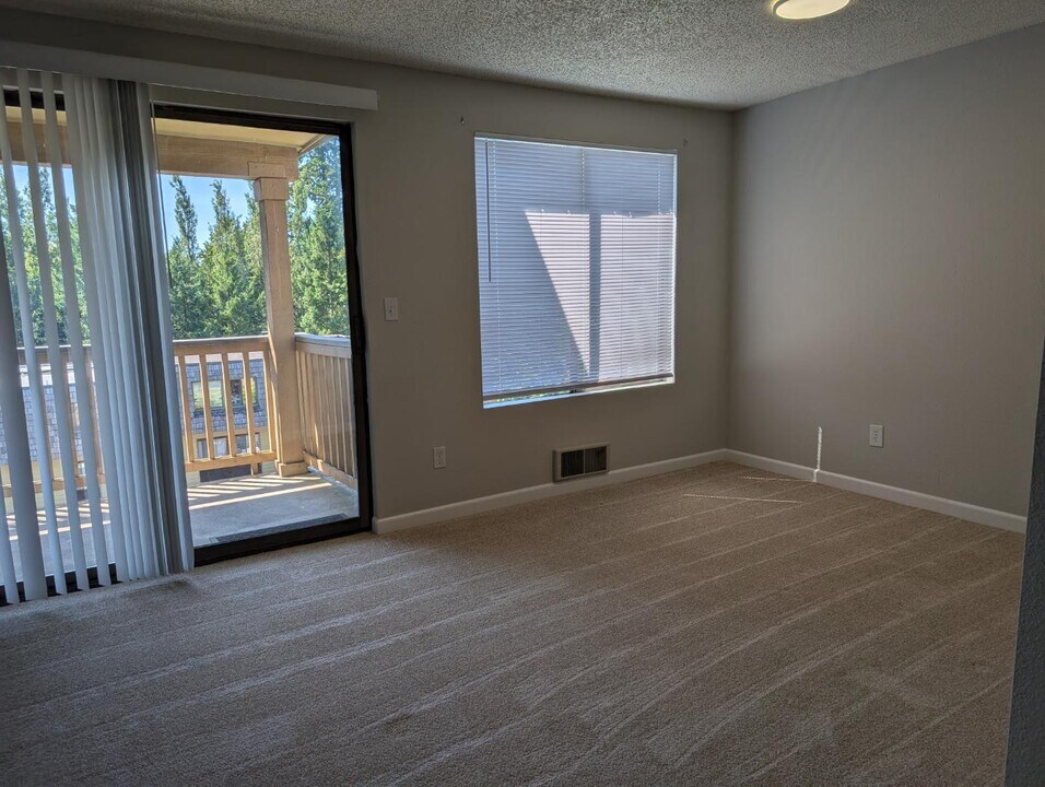 5213 84th St SW in Mukilteo, WA - Building Photo