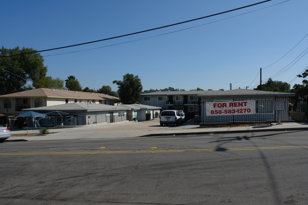 3613-3623 S Bonita St in Spring Valley, CA - Building Photo