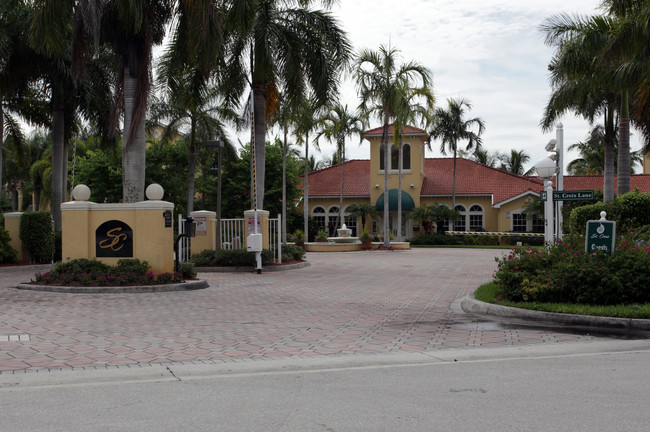 Saint Croix at Pelican Marsh in Naples, FL - Building Photo - Building Photo