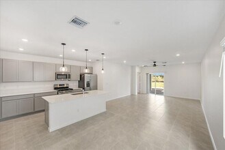 11177 Fernbrook Dr in Port St. Lucie, FL - Building Photo - Building Photo