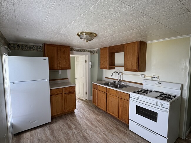 53 W Steuben St, Unit 201