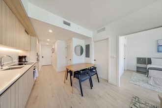 40 NW 3rd St, Unit SI ID1463212P in Miami, FL - Building Photo - Building Photo