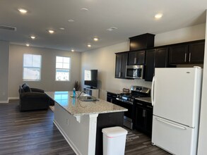 149 Summer Violet Ln in Raleigh, NC - Building Photo - Building Photo