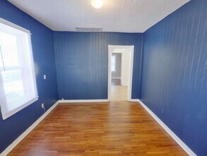 806 N Terrace Dr in Wichita, KS - Building Photo - Building Photo