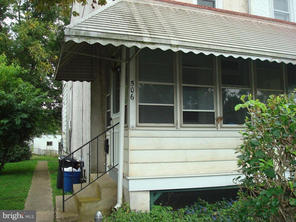 506 E Nields St in West Chester, PA - Building Photo