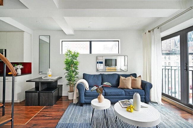 809 9th Ave in New York, NY - Building Photo - Building Photo