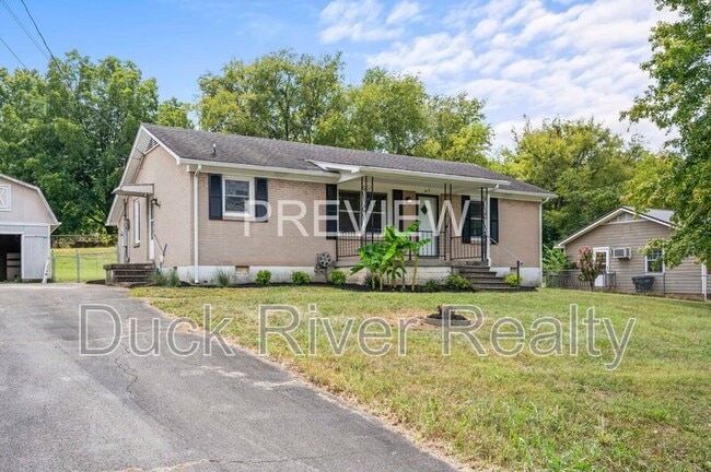 property at 106 1/2 Hobbs Dr