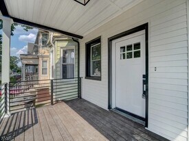 4 N 16th St in East Orange, NJ - Building Photo
