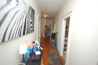 8 Egremont Rd, Unit 2 in Boston, MA - Building Photo - Building Photo