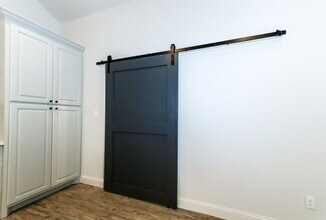 11102 Acme Ave-Unit -A in Lubbock, TX - Foto de edificio - Building Photo