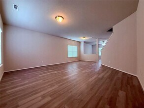 805 SW Green World St in Bentonville, AR - Building Photo - Building Photo