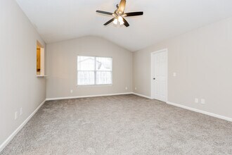 515 Cedar Park Cir in La Vergne, TN - Building Photo - Building Photo