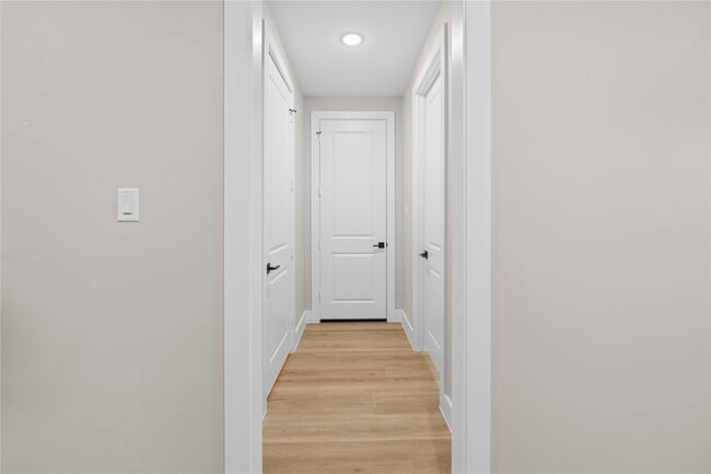 property at 2610 Piemonte Avenue Cir