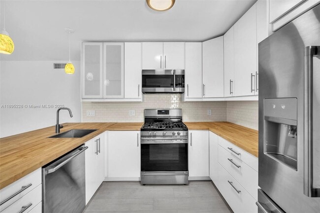 property at 3265 Virginia St