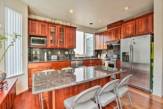 218 Cerro Dr in Daly City, CA - Building Photo - Building Photo
