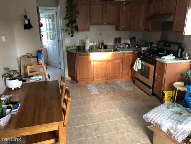 120 Frederick Ave in Hawthorne, NJ - Building Photo - Building Photo