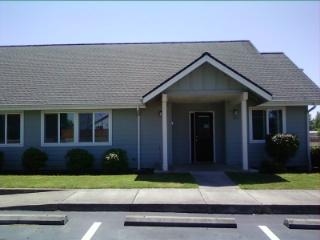 Spruce Terrace in Mt Angel, OR - Building Photo