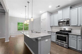 113 Oakview Passage in Canton, GA - Building Photo - Building Photo