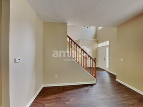 6702 Meadow View Ct in Avon, IN - Building Photo - Building Photo