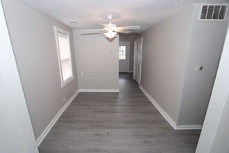 428 Lake Ave in Franklin, OH - Building Photo - Building Photo