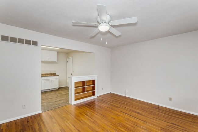 4023 E Mount Vernon St in Wichita, KS - Building Photo - Building Photo
