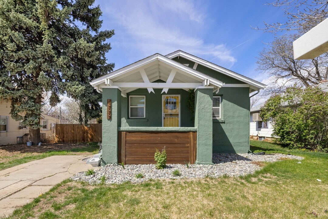 1777 Spruce St in Denver, CO - Building Photo