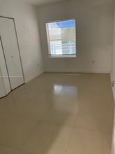 471 NE 25th St, Unit 301 in Miami, FL - Building Photo - Building Photo