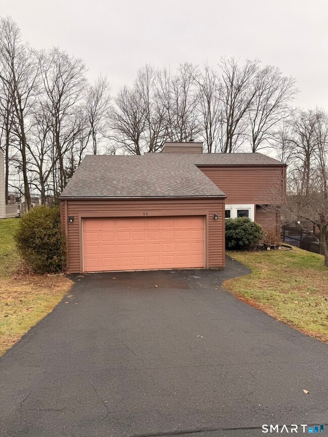 property at 11 Little River Ln