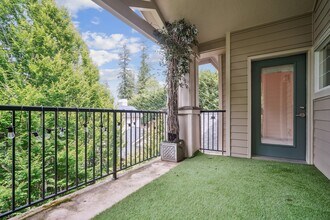 4335 Issaquah Pine Lake Rd SE, Unit 1403 in Sammamish, WA - Building Photo - Building Photo