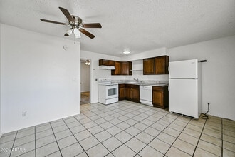 35 N May in Mesa, AZ - Building Photo - Building Photo