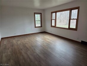 3976 Faircrest St SW in Canton, OH - Building Photo - Building Photo