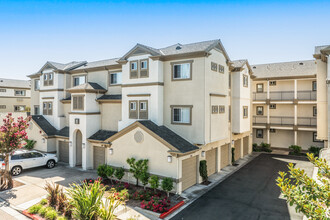 Sycamore Bay in Newark, CA - Building Photo - Building Photo