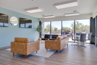 Ascent on Broadway in Phoenix, AZ - Foto de edificio - Lobby