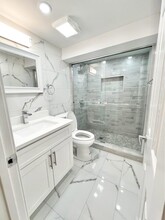 77-29 249th St in Queens, NY - Building Photo - Building Photo